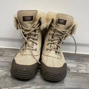 Women’s UGGs waterproof snow boot size 9